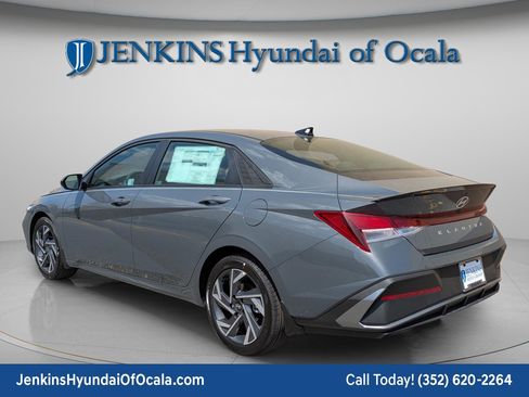 New 2026 Hyundai Elantra Sport image 6