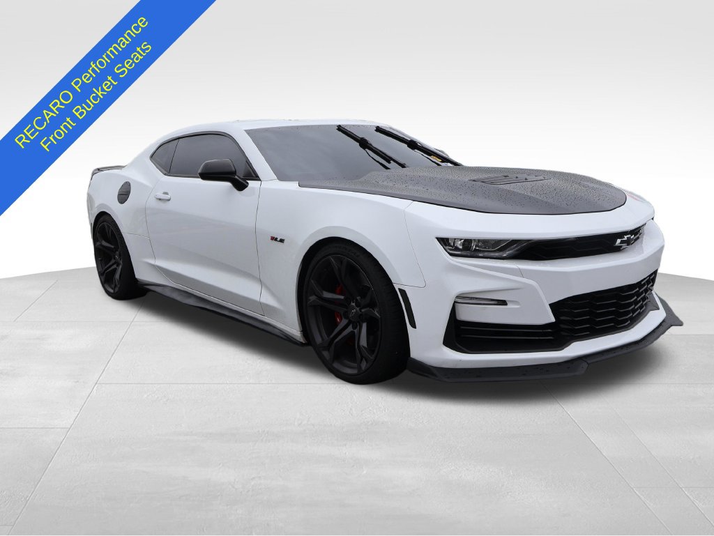 Used 2021 Chevrolet Camaro SS RWD image 13