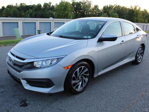 Used 2016 Honda Civic EX image 3