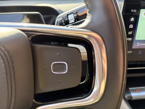 Used 2024 Lincoln Nautilus Reserve image 22