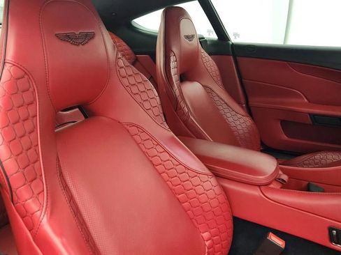 Used 2014 Aston Martin Vanquish Coupe RWD image 82