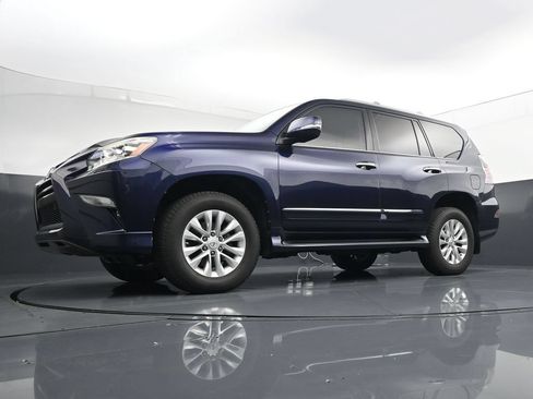 Used 2017 Lexus GX 460 AWD/4WD image 20