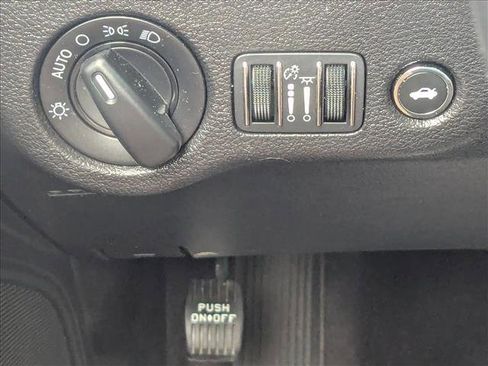 Used 2023 Dodge Charger SXT image 30