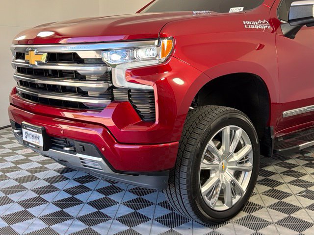 Used 2024 Chevrolet Silverado 1500 High Country w/ High Country Premium Package AWD/4WD image 15