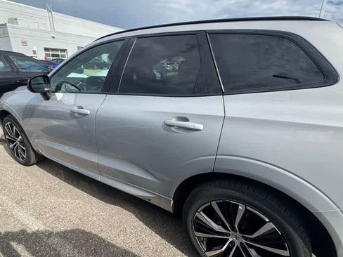 Used 2024 Volvo XC60 B5 Plus w/ Protection Package Premier AWD/4WD image 7