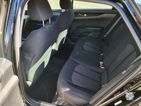 Used 2021 Kia K5 LX image 13