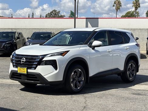 New 2026 Nissan Rogue SV image 5