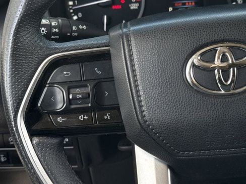 Used 2022 Toyota Tundra Limited w/ Power Package AWD/4WD image 15