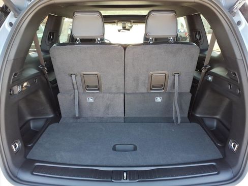 New 2025 Jeep Grand Cherokee L Limited image 16