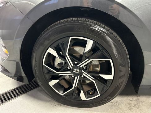 Used 2025 Hyundai Sonata SEL FWD image 9