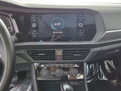 Certified 2023 Volkswagen Jetta SEL FWD image 20