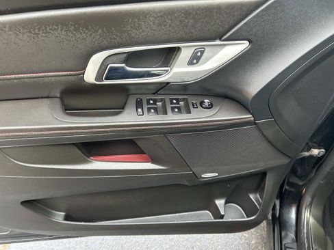 Used 2013 GMC Terrain SLE w/ Chrome and Technology Package image 17