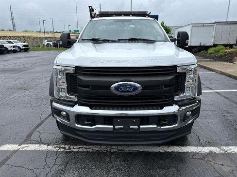 Used 2019 Ford F550 4x4 Regular Cab Super Duty image 3