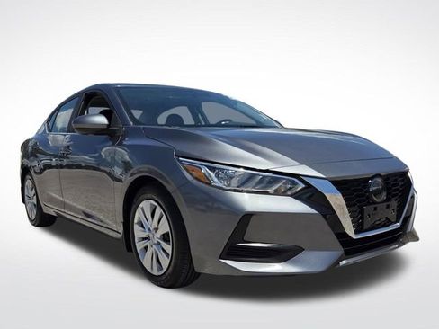 Used 2021 Nissan Sentra S FWD image 1