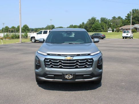 New 2027 Chevrolet Equinox LT w/ Convenience Package II AWD/4WD image 3