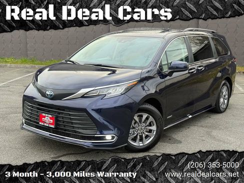 Used 2021 Toyota Sienna XLE w/ XLE Plus Package AWD/4WD image 1