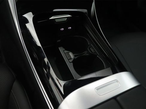 New 2026 Mercedes-Benz CLE 300 4MATIC Coupe image 7