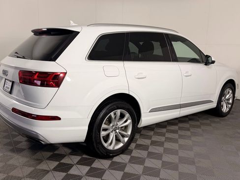 Used 2019 Audi Q7 3.0T Premium AWD/4WD image 9