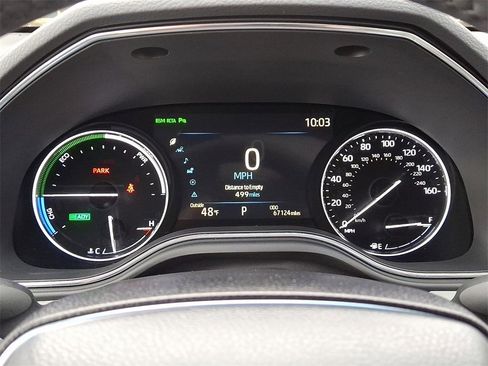 Used 2022 Toyota Avalon Limited image 22