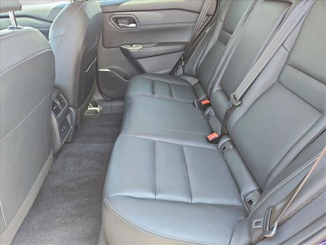 Used 2026 Nissan Rogue SL FWD image 25