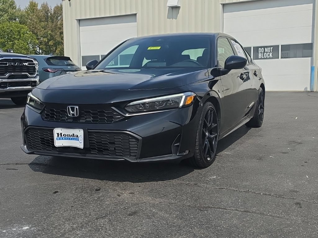Used 2025 Honda Civic Sport image 3