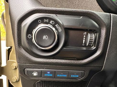 Used 2025 Jeep Wrangler Unlimited Sport S 4xe AWD/4WD image 33