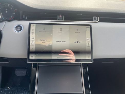 New 2026 Land Rover Range Rover Evoque S image 17