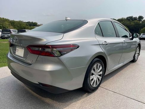 Used 2024 Toyota Camry LE FWD image 4
