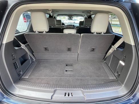 Used 2019 Ford Expedition XLT w/ Equipment Group 202A image 12