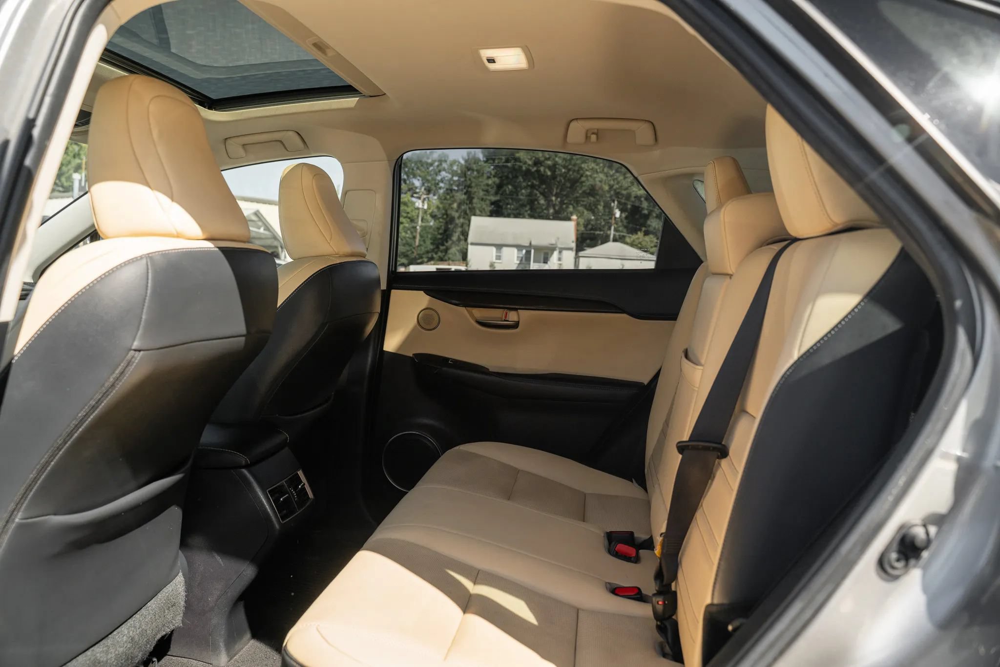 Used 2020 Lexus NX 300h AWD w/ Comfort Package image 8
