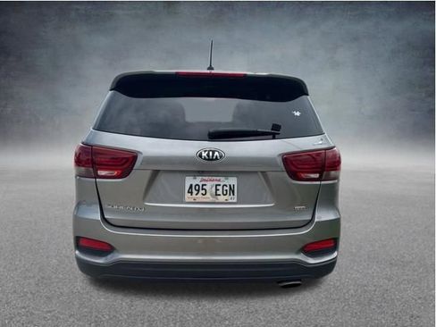 Used 2019 Kia Sorento L FWD image 6