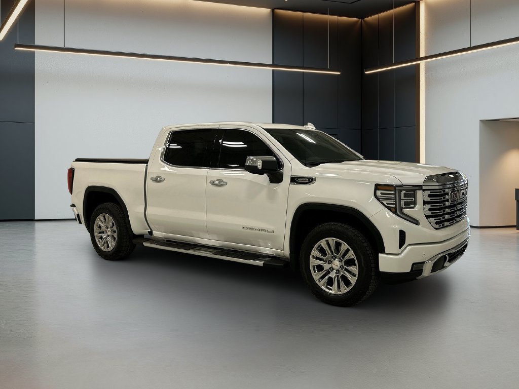 Used 2025 GMC Sierra 1500 Denali w/ Technology Package AWD/4WD image 8