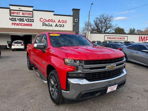 Used 2019 Chevrolet Silverado 1500 LT w/ Texas Edition image 3