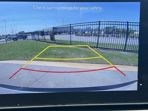 Used 2025 Kia K4 LXS image 33