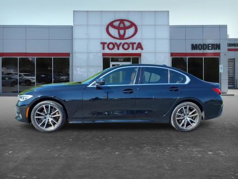Used 2022 BMW 330i xDrive Sedan w/ Convenience Package AWD/4WD image 2