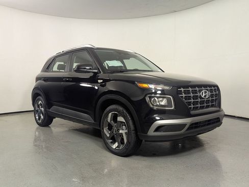 New 2026 Hyundai Venue SEL FWD image 1