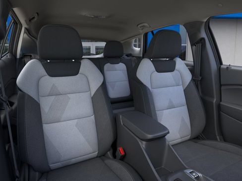New 2026 Chevrolet Trax LS w/ LS Convenience Package FWD image 16