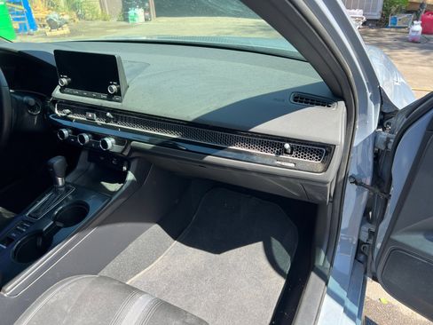 Used 2024 Honda Civic Sport image 16