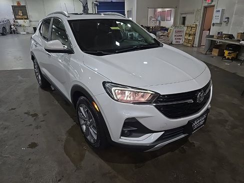 Used 2020 Buick Encore GX Select w/ Experience Buick Package FWD image 1