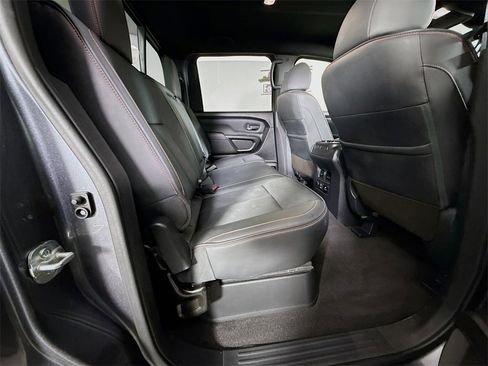 Used 2024 Nissan Titan PRO-4X image 29