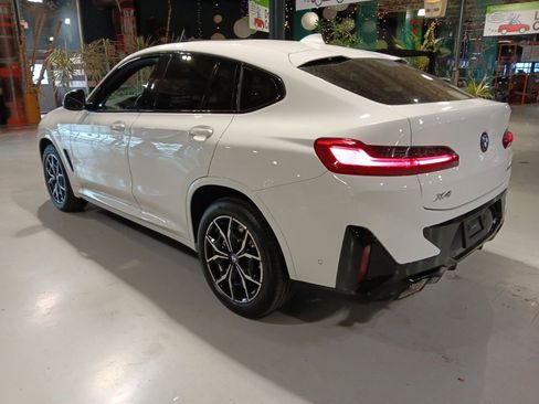 Used 2025 BMW X4 xDrive30i w/ M Sport Package image 8