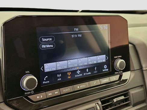 Used 2024 Nissan Pathfinder S image 21