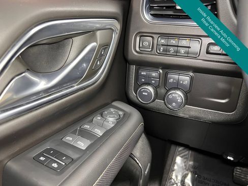 Used 2023 Chevrolet Suburban Premier AWD/4WD image 13