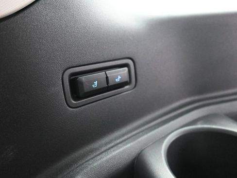 Used 2025 Ford Expedition Max Platinum AWD/4WD image 34