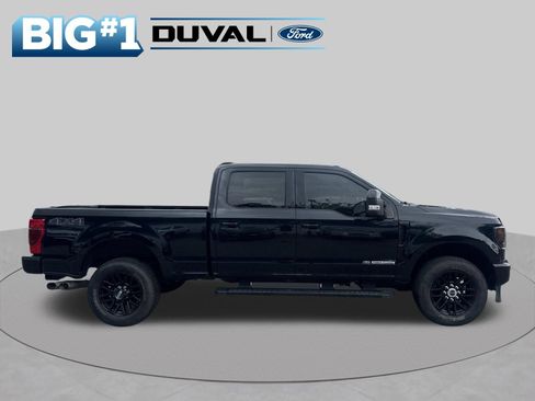 Used 2022 Ford F350 Lariat w/ Lariat Ultimate Package AWD/4WD image 5