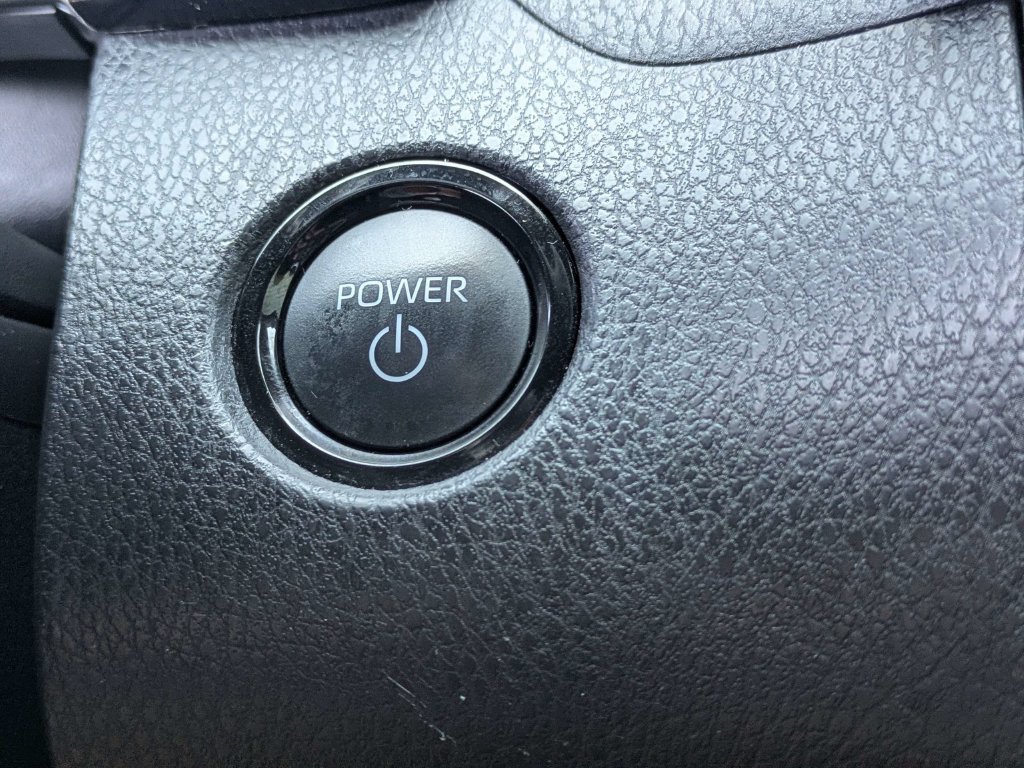 Used 2025 Toyota Camry SE FWD image 25