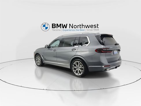 New 2026 BMW X7 xDrive40i w/ Premium Package image 12
