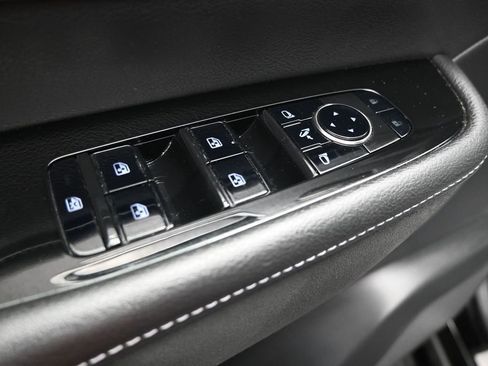 Used 2025 INFINITI QX80 Luxe AWD/4WD image 11