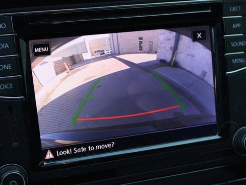 Used 2018 Volkswagen Passat 3.6 image 8