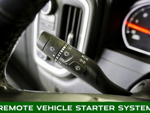 Used 2023 Chevrolet Silverado 2500 LT w/ Convenience Package image 18